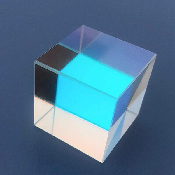 Optical prism cube