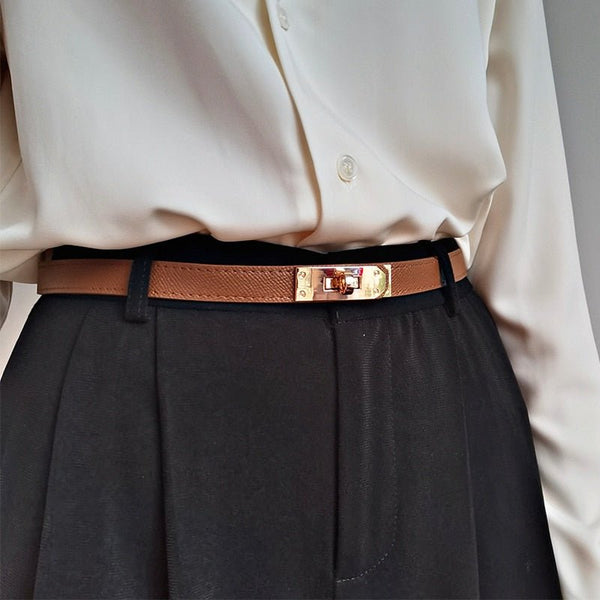 Thin, size-adjustable women's leather belt