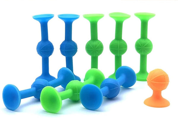 Interactive suction cup throwing game (13 pieces)