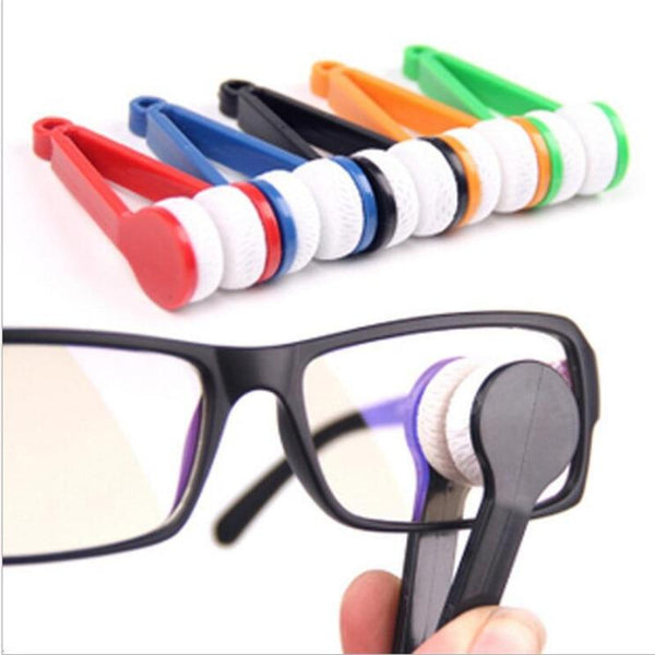 Portable glasses cleaning kit
