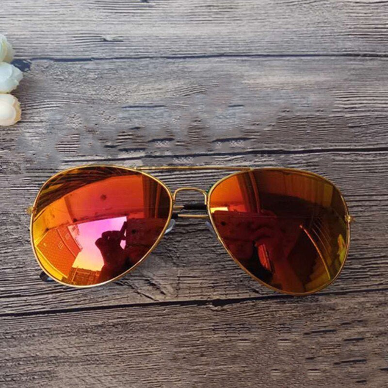 Mirrored unisex aviator sunglasses