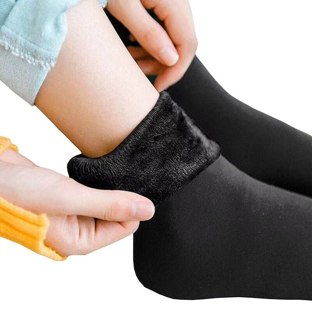 Lined winter cashmere socks for women